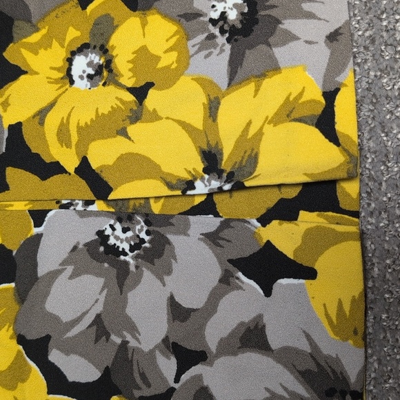 Who What Wear Floral Yellow and Gray Skirt Size 14 NWT - Picture 4 of 8